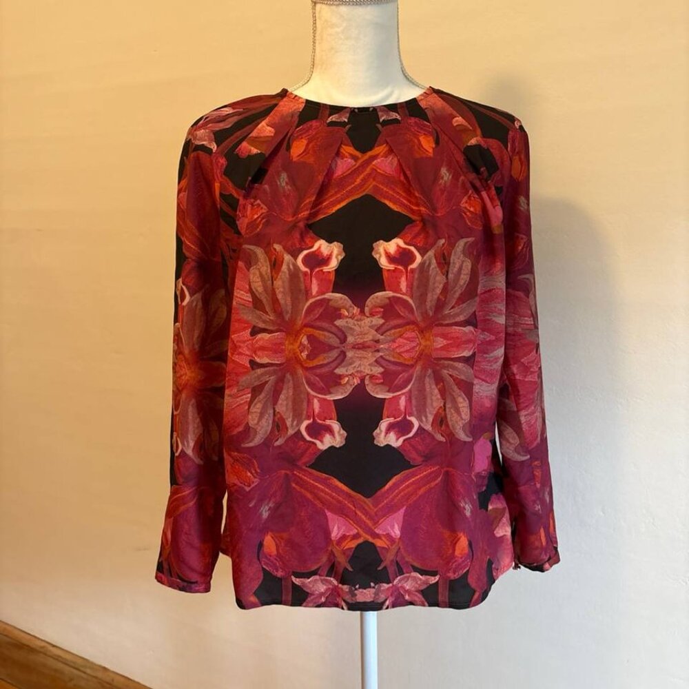 TED BAKER BLOUSE ORCHIDS SZ S / 2